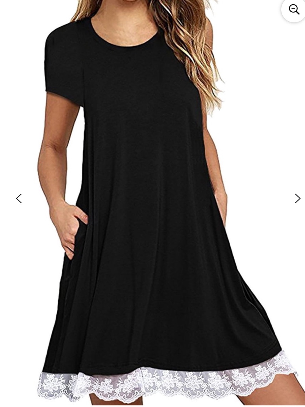 Black Short Sleeve Lace-Hem Tunic Top